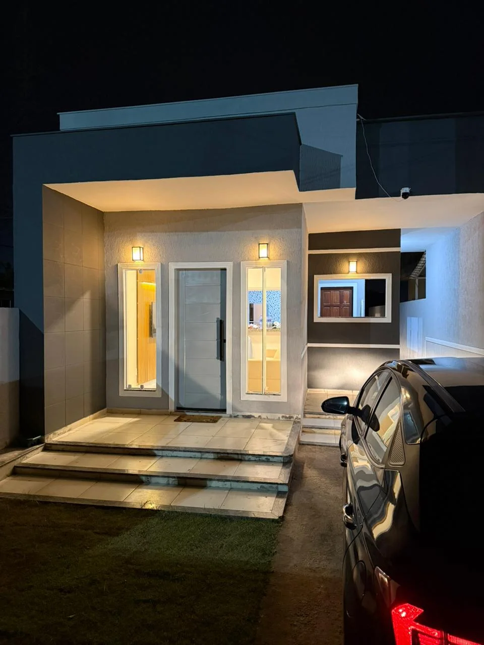 CASA À VENDA POR R$ 300.000