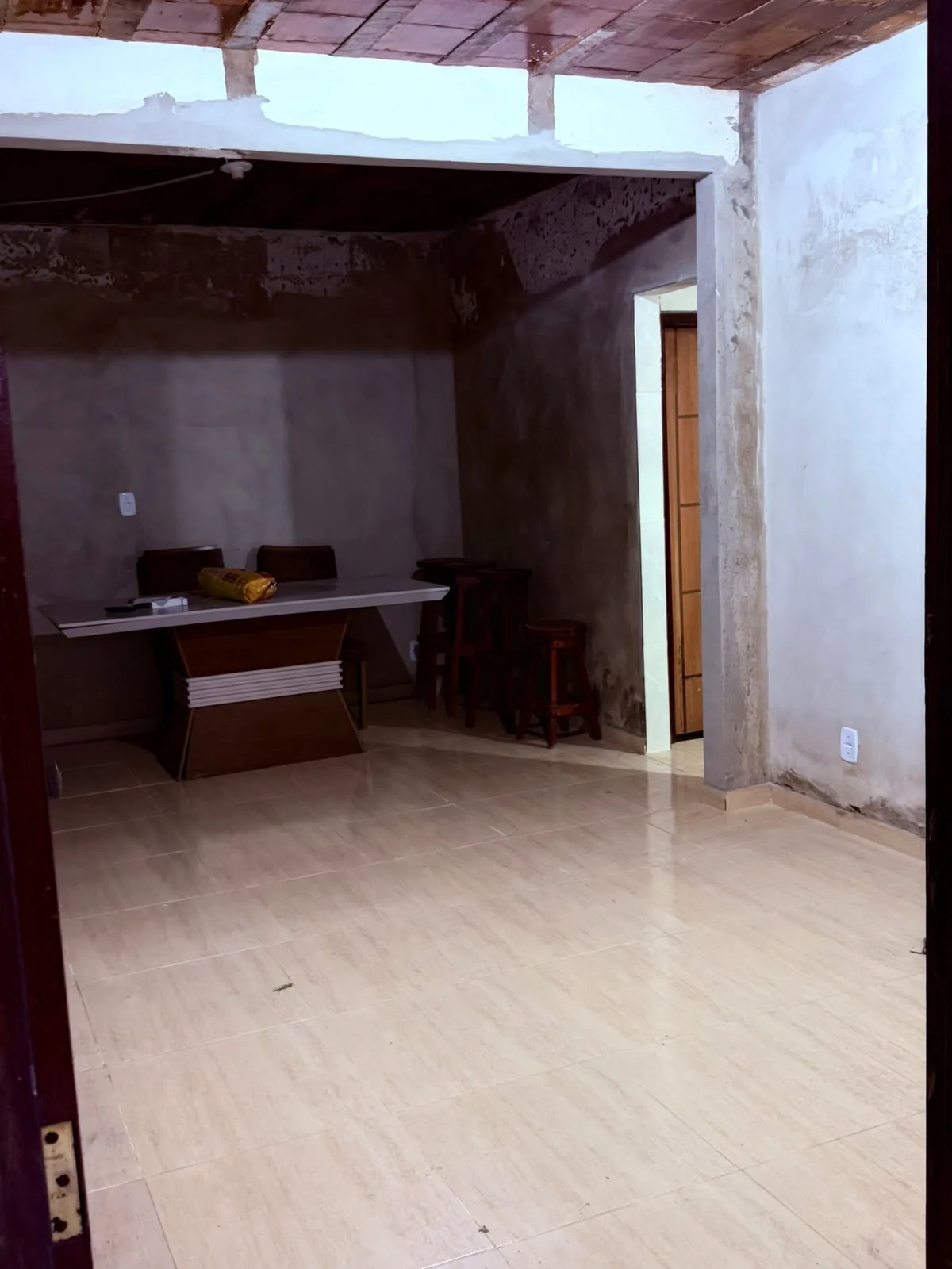 CASA Á VENDA POR APENAS 185.000 EM IGUABA GRANDE
