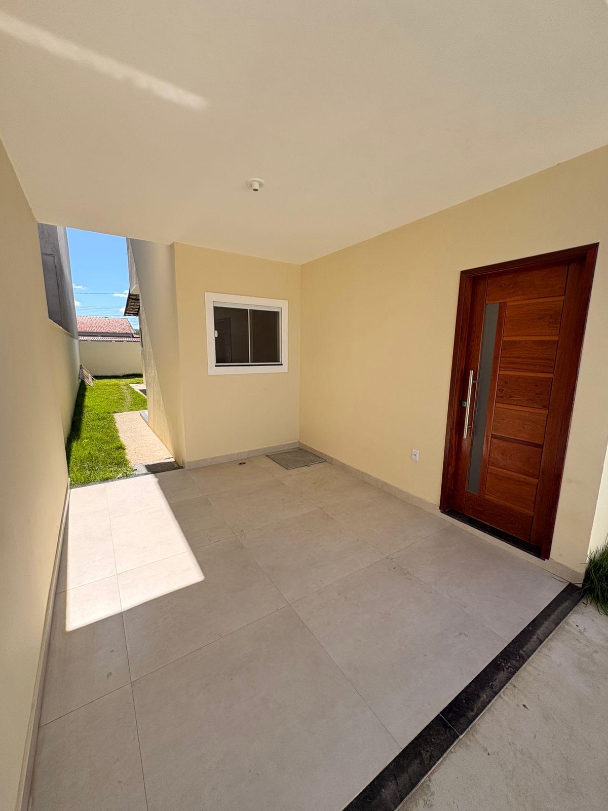 OPORTUNIDADE! CASA PRIMEIRA LOCAÇÃO Á 150m DA PRAIA DOS UBÁS