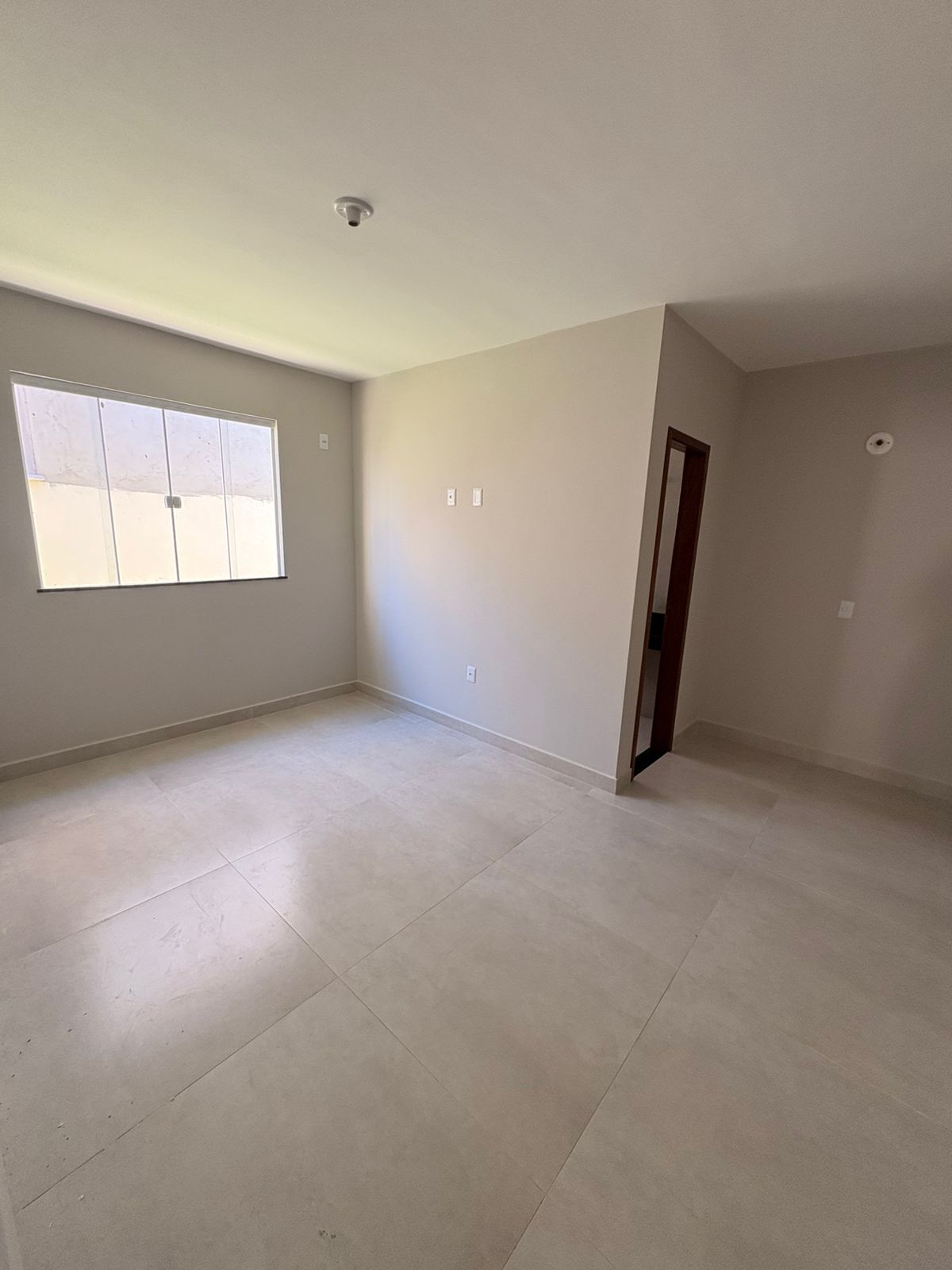 OPORTUNIDADE! CASA PRIMEIRA LOCAÇÃO Á 150m DA PRAIA DOS UBÁS