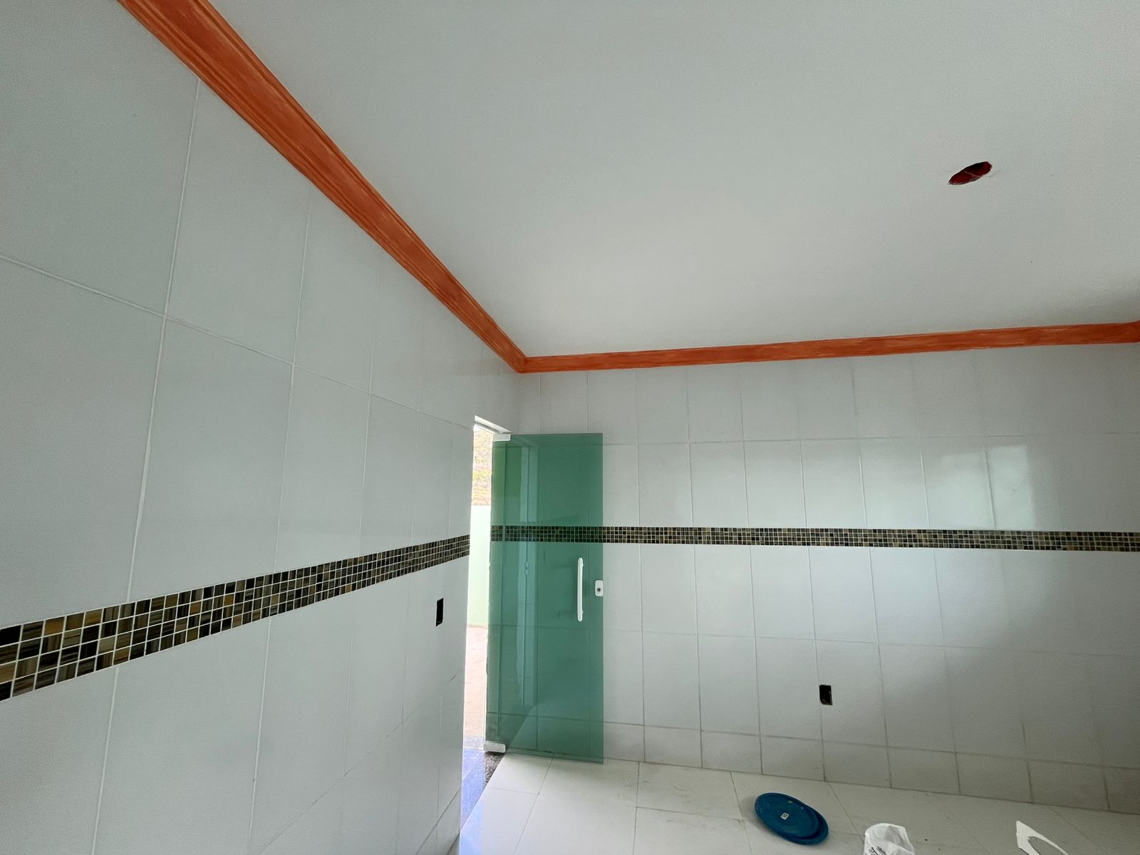 EXCELENTE CASA COM 3 QUARTOS POR APENAS R$ 320.000.00