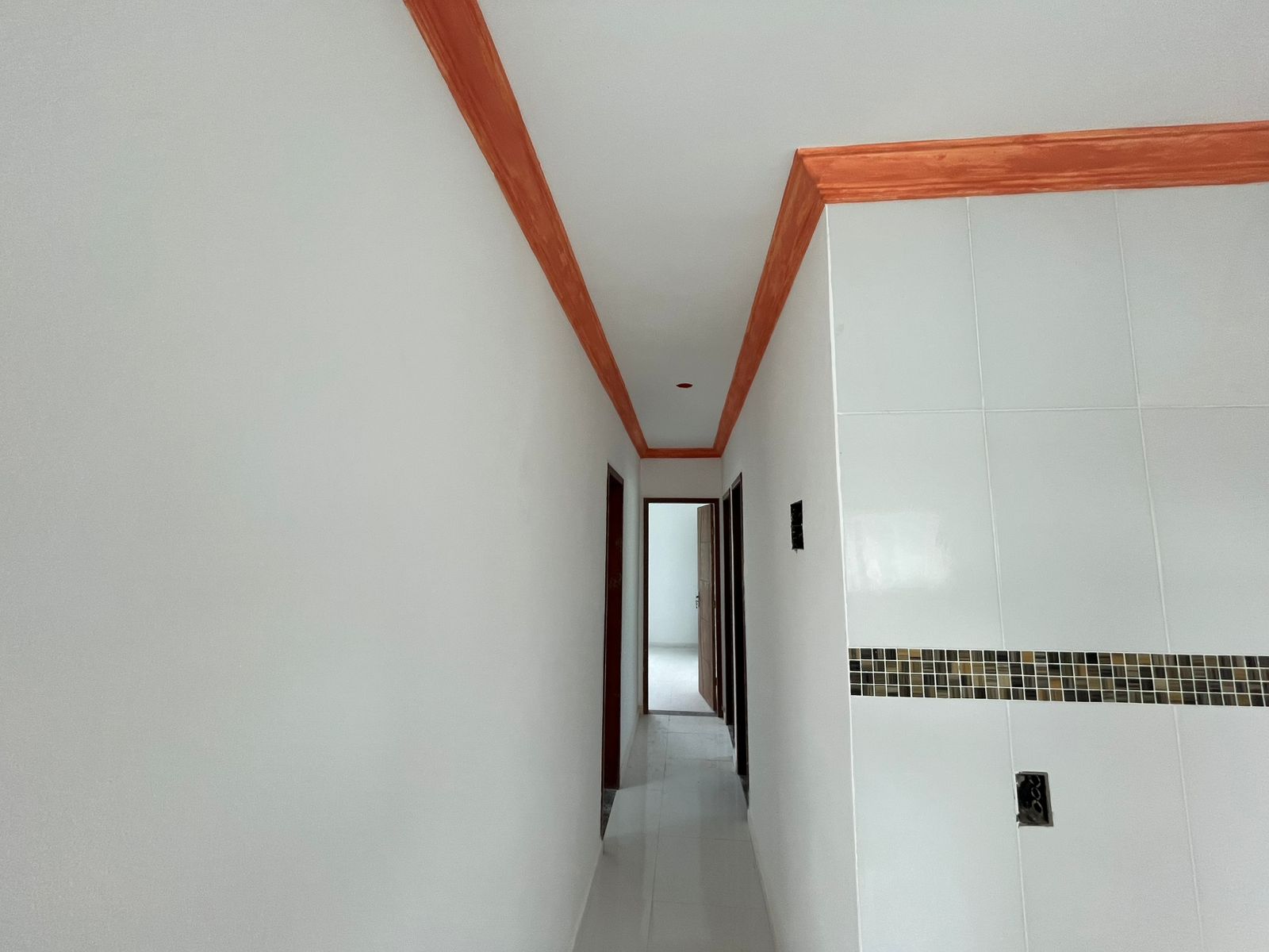 EXCELENTE CASA COM 3 QUARTOS POR APENAS R$ 320.000.00