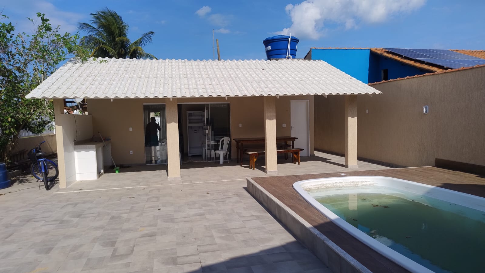 EXCELENTE CASA COM PISCINA NO CANELLAS CITY