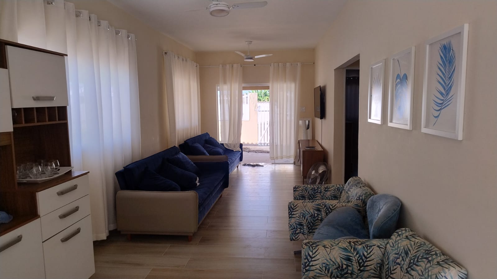 EXCELENTE CASA COM PISCINA NO CANELLAS CITY