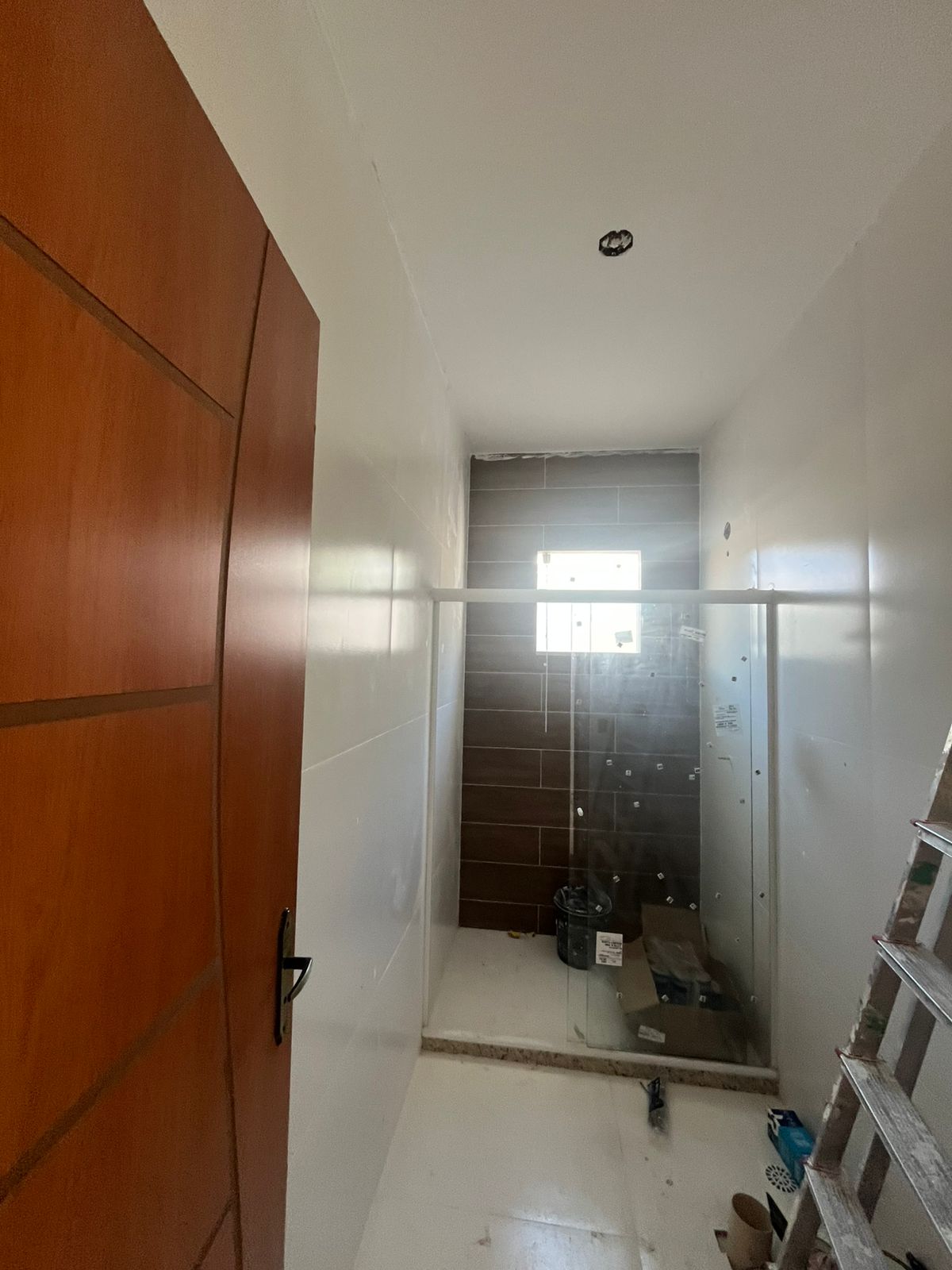 EXCELENTE CASA DE PRIMEIRA EM ÁREA CENTRAL - R$ 380.000