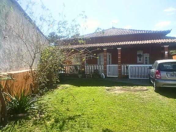 EXCELENTE CASA PRÓXIMA A VIA LAGOS, VENHA CONFERIR R$ 405.000,00 ACEITA FINANCIAMENTO POR CARTA DE CRÉDITO! NO MUNICÍPIO DE IGUABA GRANDE