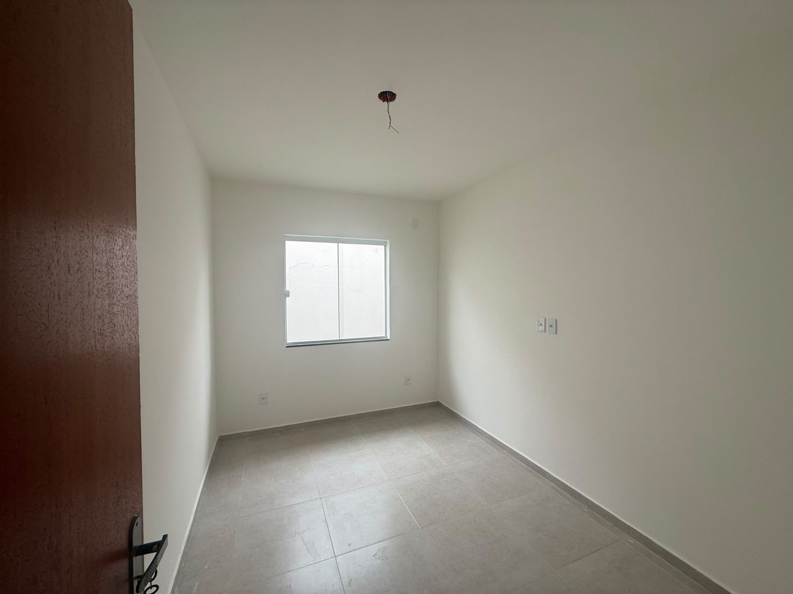 CASA NOVA À VENDA por apenas R$ 295.000