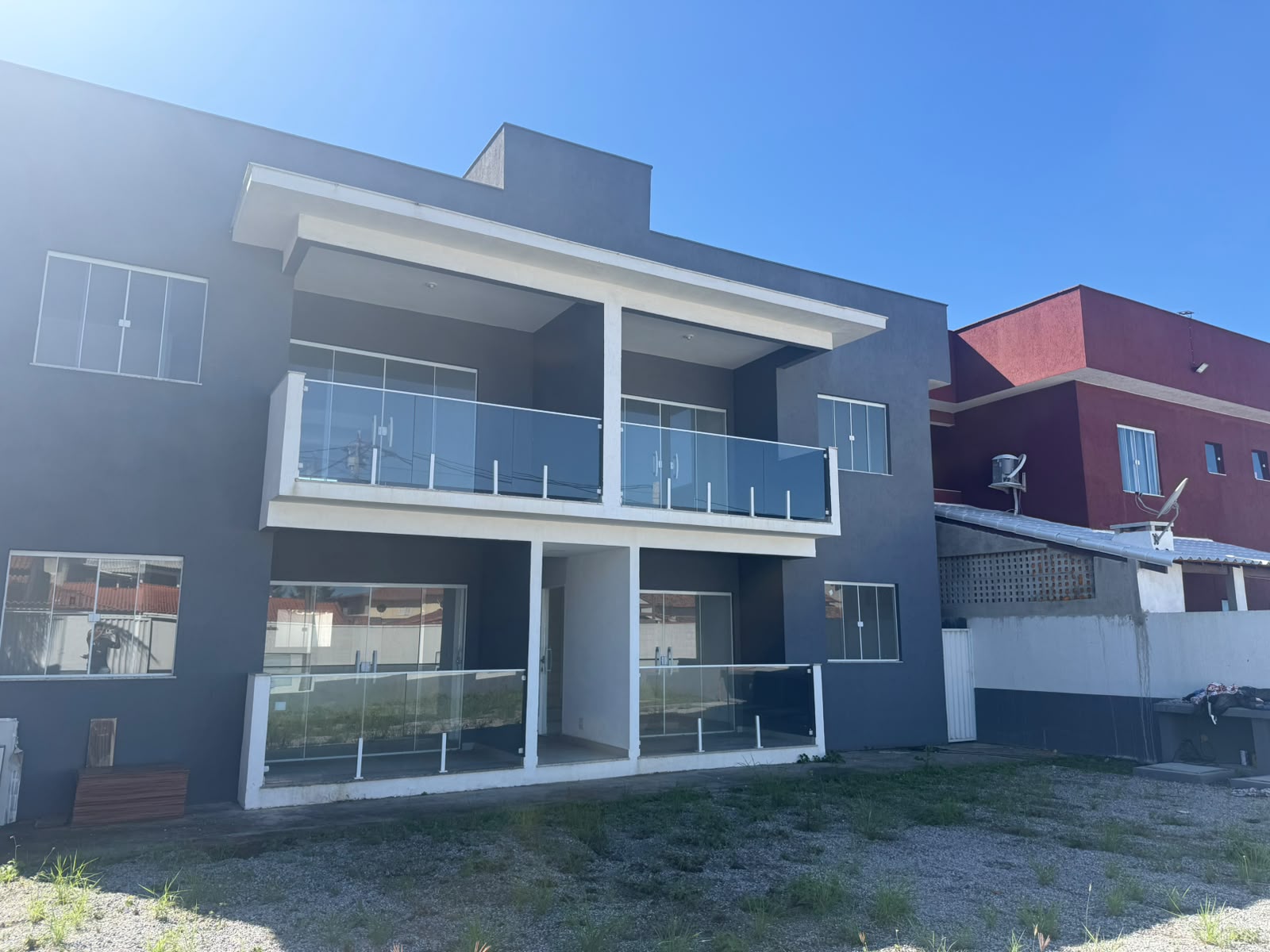 APARTAMENTO À VENDA – EM FRENTE À PRAIA DOS UBÁS |  R$ 350.000