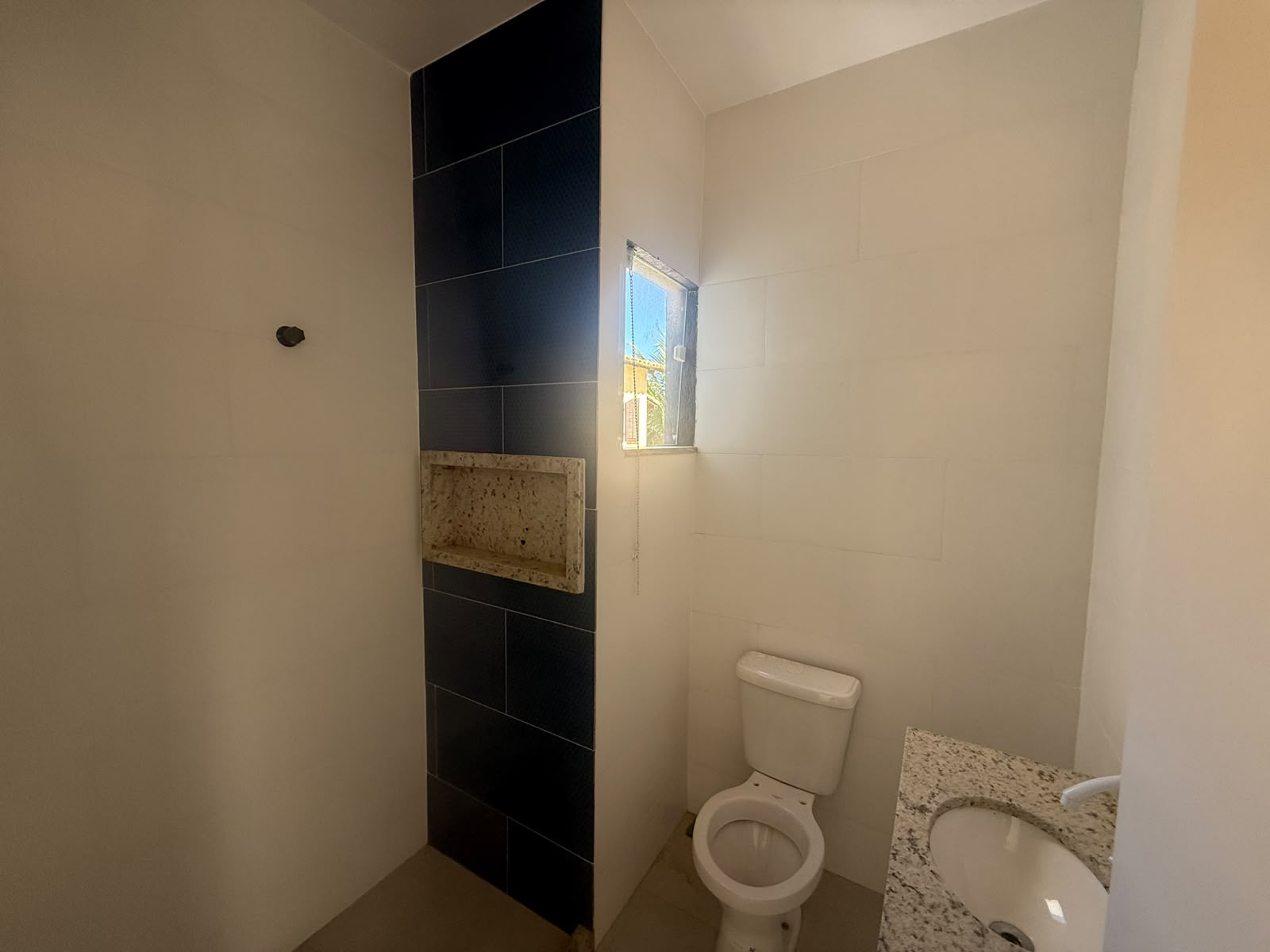 APARTAMENTO À VENDA – EM FRENTE À PRAIA DOS UBÁS |  R$ 350.000
