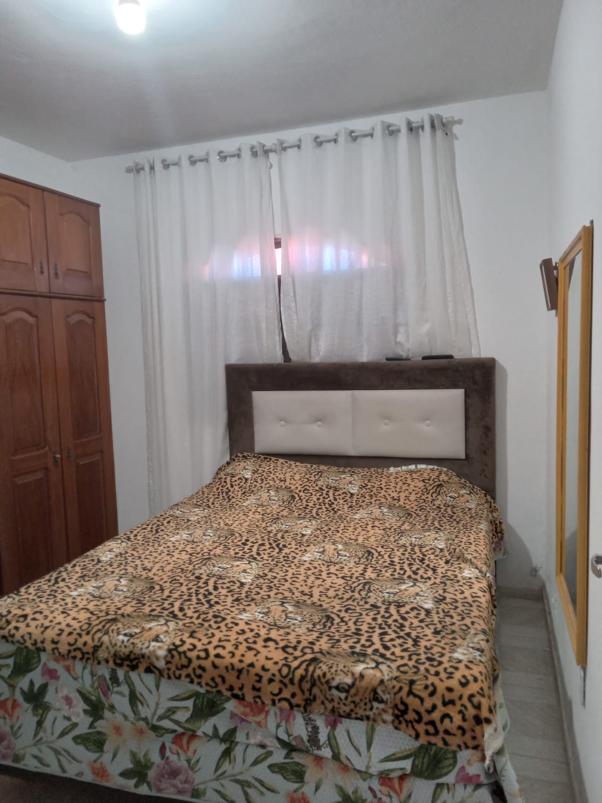 CASA COM PISCINA PRÓXIMO DA ILHA DOS DINOSSAUROS