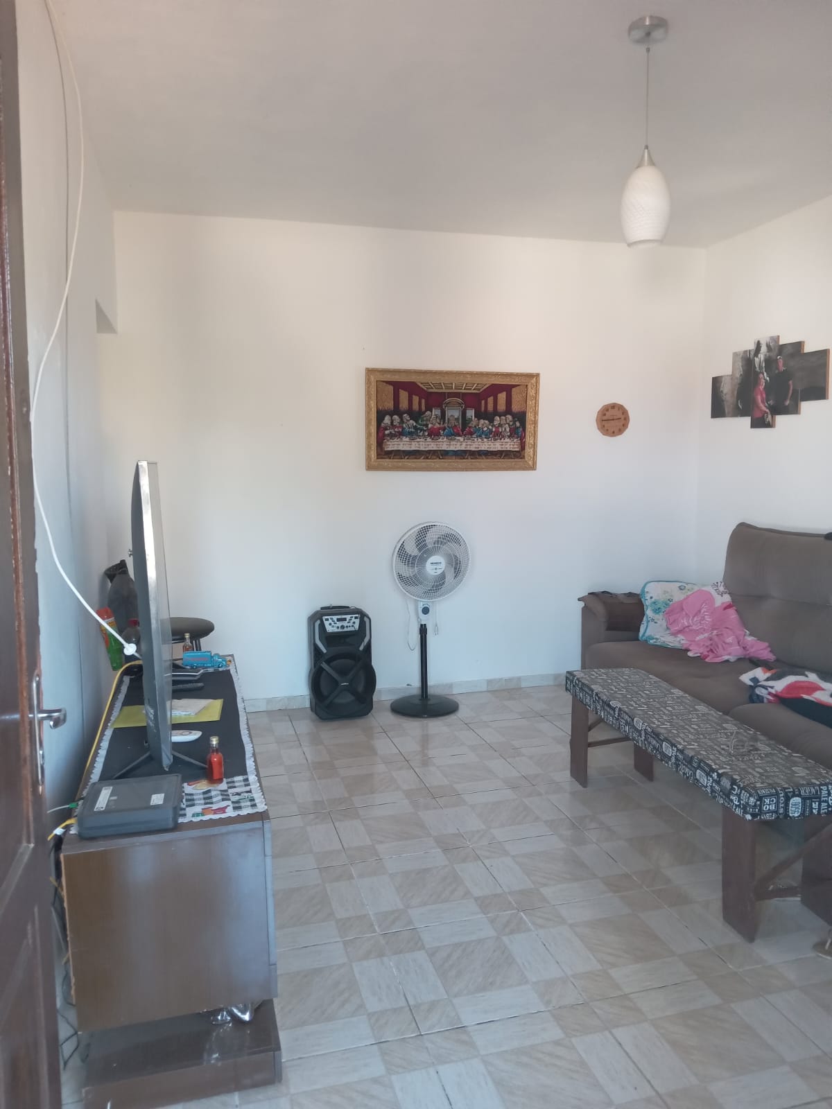 CASA COM PISCINA PRÓXIMO DA ILHA DOS DINOSSAUROS