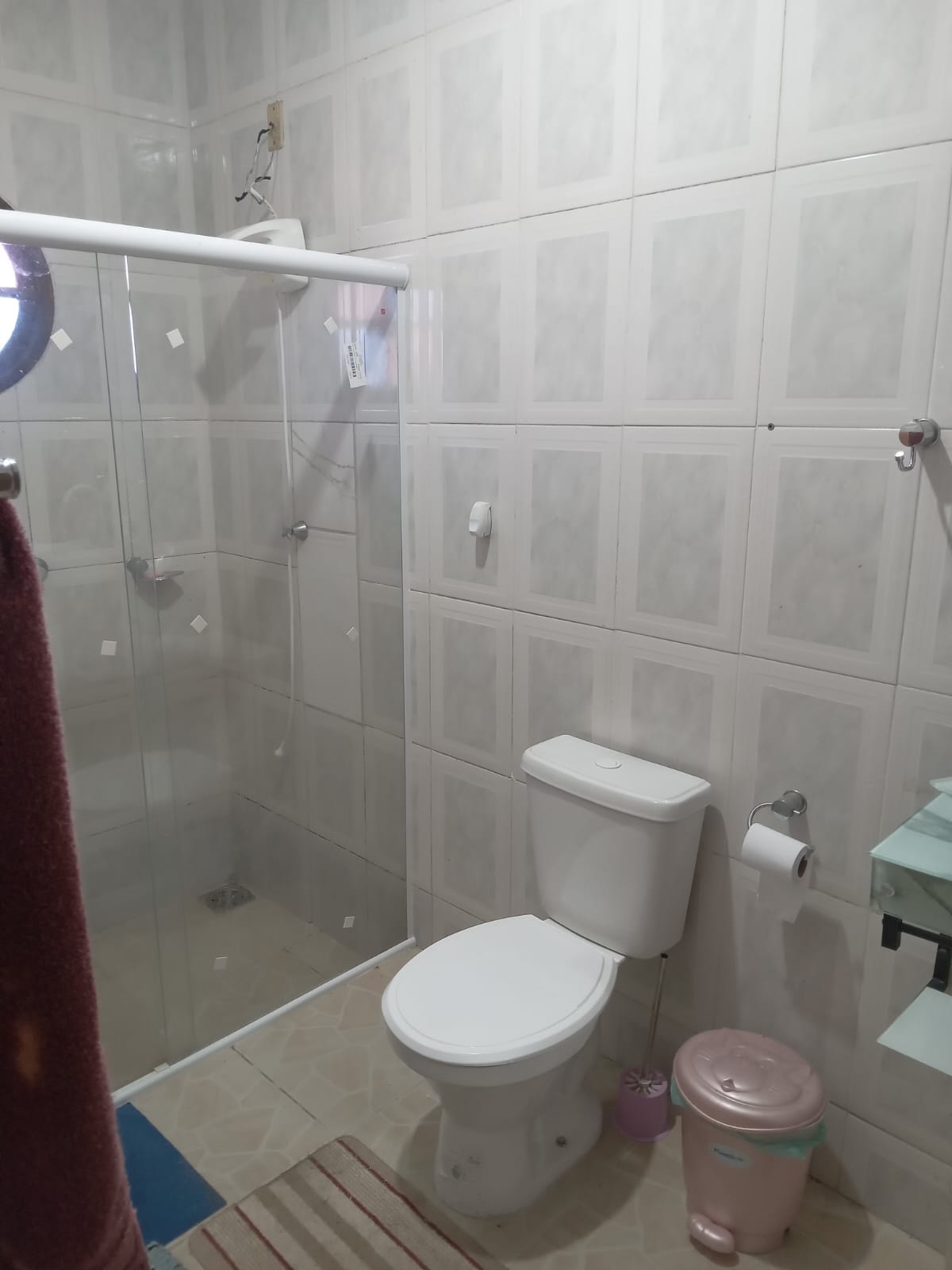 CASA COM PISCINA PRÓXIMO DA ILHA DOS DINOSSAUROS